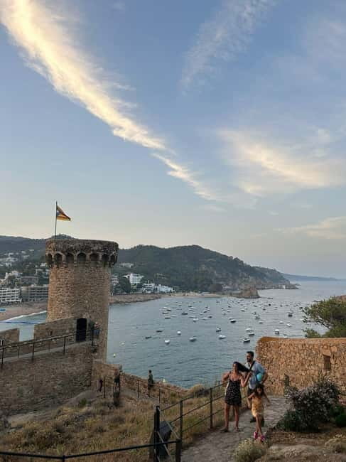 From Barcelona: Private Costa Brava Guided Tour - Fishing villages and coastal streets: what you’ll notice with a guide