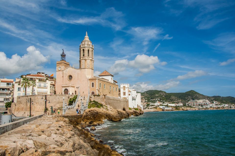 From Barcelona: Private Full-Day Tarragona and Sitges Tour - From Barcelona in a private car: why the logistics feel easier