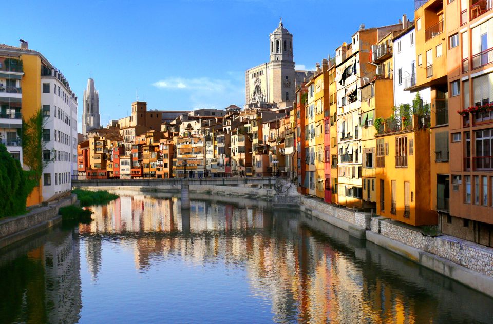 From Barcelona: Private Girona and Costa Brava Guided Tour - Girona and the Costa Brava in One Smooth Day