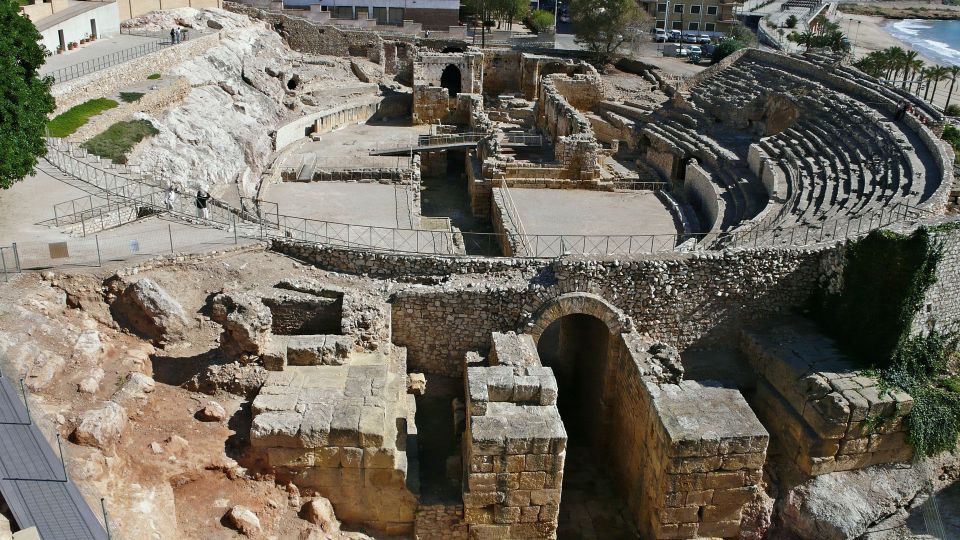 From Barcelona: Private Half-Day Tarragona Tour with Pickup - Mercat Central de Tarragona: A Useful Pause in a Real Town