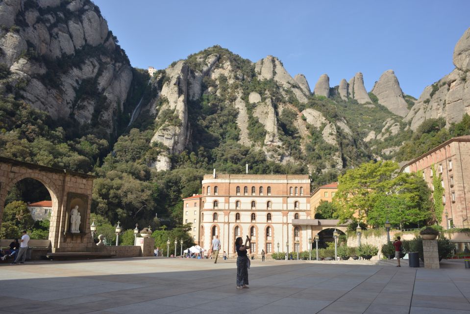 From Barcelona: Private Montserrat and Boutique Winery Tour - Lunch at the Base of Montserrat: Catalonia, Not Just Fuel