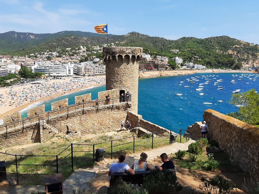 From Barcelona: Tossa de Mar Day Tour with Beach Time - Getting to Tossa de Mar from Barcelona Nord: comfort, timing, and first views