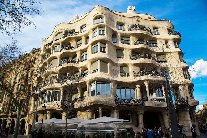 Full-Day Private Tour with Sagrada Familia and Paella - Sagrada Familia: Fast-Track Access to the Inside and the Symbolic Details