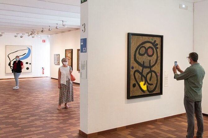 Fundacio Joan Miro: Private Tour with Skip-the-Line - Skip-the-line entry: when it helps and when it might not