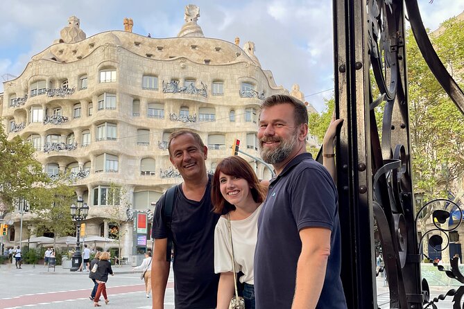 Gaudí and Barcelona Legends - Private Tour - A crowd-free private route that makes Barcelona feel walkable