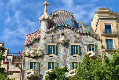 Gaudí and Barcelona Legends - Private Tour - Casa Batlló: Gaudí’s creativity explained from the exterior outward