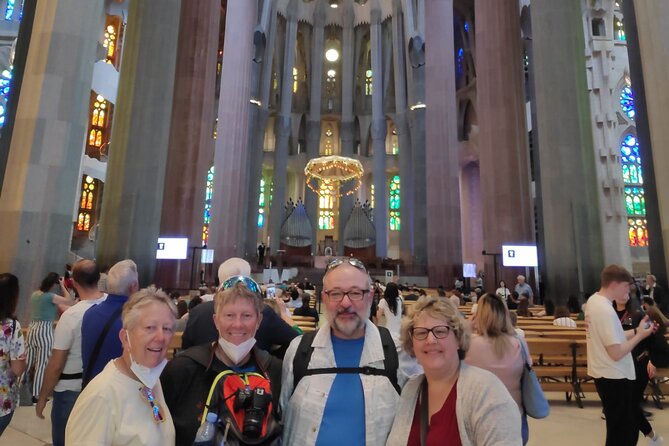 Gaudí and Sagrada Familia Private Tour in Barcelona - Sagrada Família: how to make sense of a basilica still under construction