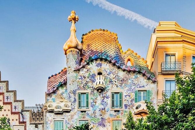 Gaudi Masterpiece: Casa Batlló with Expert Guide and STL Tickets - Block of Discord: why three rival architects matter