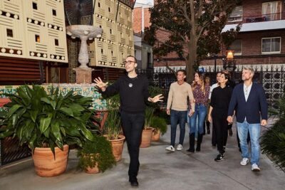 Gaudi´s Casa Vicens Guided Tour - Meeting at Carrer de les Carolines: don’t lose 20 minutes hunting