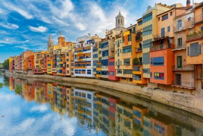 Girona and Costa Brava Private Tour with Pick-up from Barcelona - The Girona plan: bridges, cathedral exteriors, and fast orientation