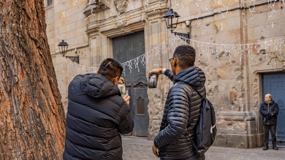 Gothic Quarter and Born District: Photographic Workshop - Price and value: why about $57 makes sense for a 2-hour skill session