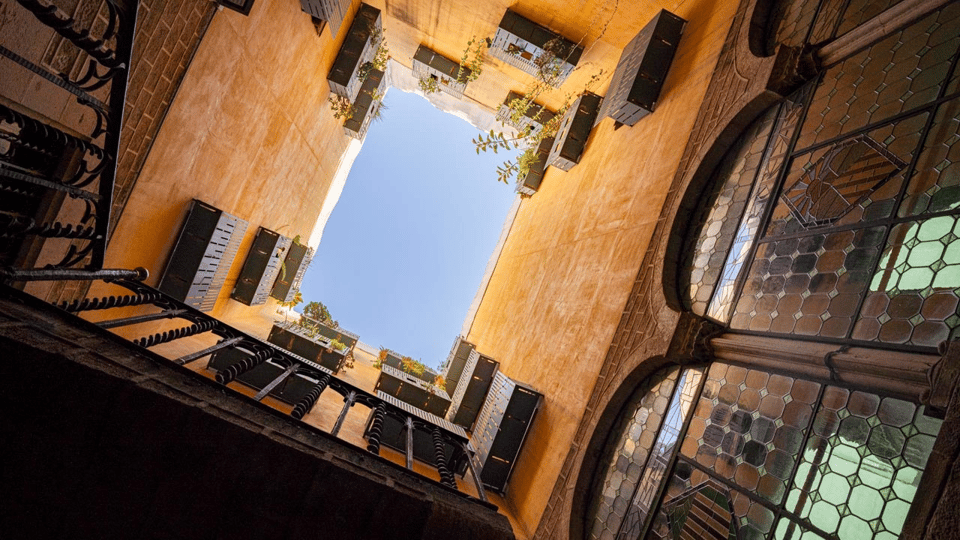 Gothic Quarter and Born District: Photographic Workshop - Who should book this workshop (and who might skip it)