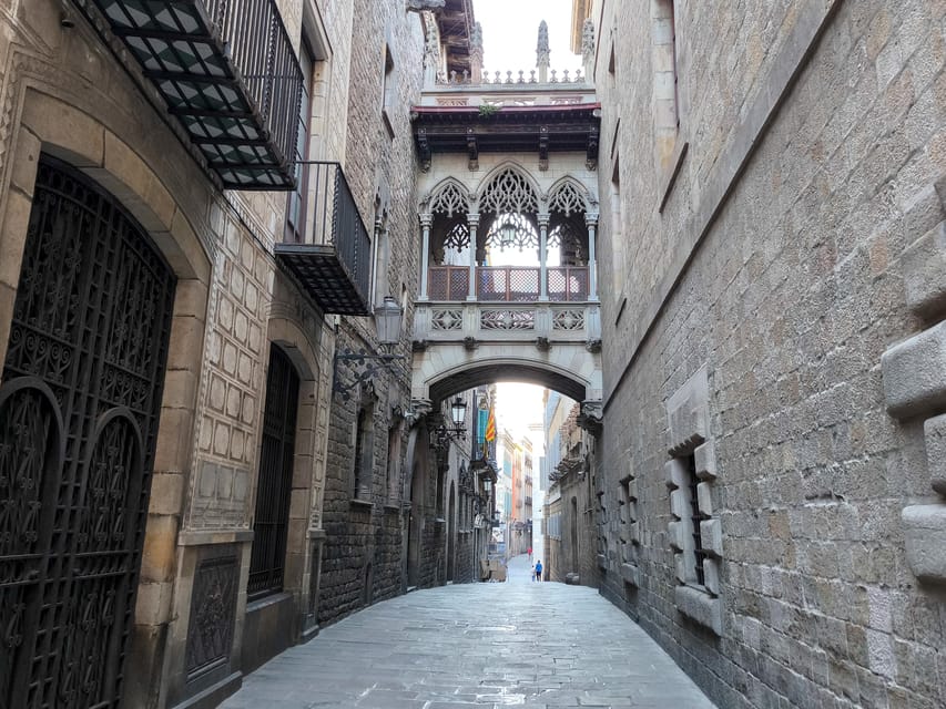 Gothic Quarter & Gaudí's Treasures Small-Group Tour - Ending details: where you finish can vary in the info