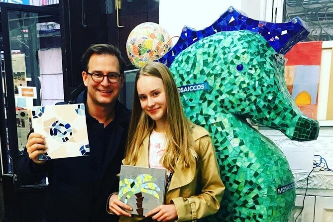 Guided Gaudí Trencadís Mosaic Workshop in Barcelona 2 Hours - Timing and pickup: plan your day so grout doesn’t steal your plans