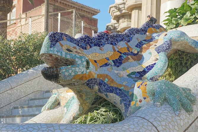 Guided Walking Tour in Park Güell Barcelona - The Hypostyle Room: Why This Stop Matters