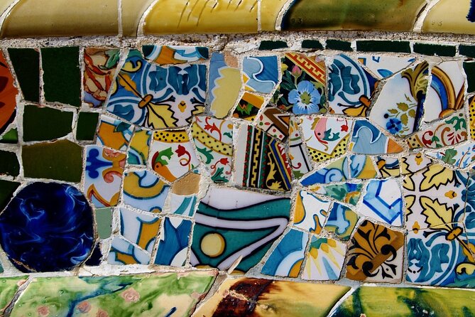 Guided Walking Tour in Park Güell Barcelona - Mosaic Benches: Where You Learn to Look Instead of Just Snap