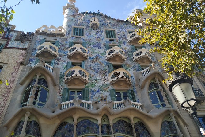 Half Day Barcelona Private Walking Tour - Gothic Quarter to Modernisme: The Real Point of This Walk