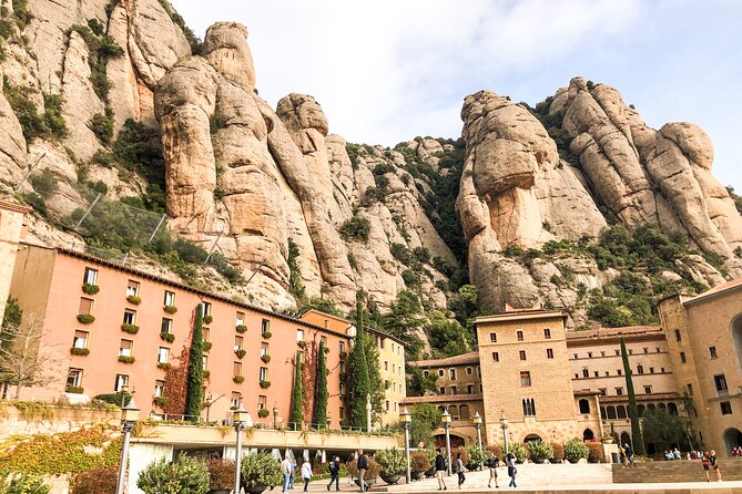 Half-Day Private Tour of Montserrat from Barcelona - Montserrat Abbey and la Moreneta: where the story starts
