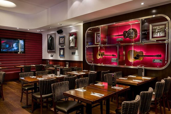 Hard Rock Cafe Barcelona with Set Lunch or Dinner - Hard Rock Barcelona’s Real Value: Fast, Fun, and Easy to Fit In