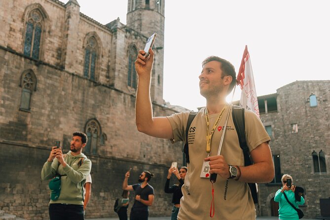 HistARy: Guided tour of the Gothic Quarter with Augmented Reality - Gothic Quarter stories you can see with augmented reality