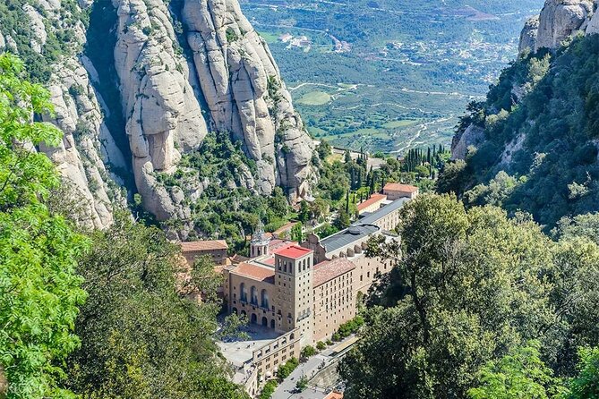 Horseback Riding in Montserrat Mountain Natural Park, Barcelona - 1 to 2 hrs - Adult horses, kids’ ponies, and how the guide keeps it friendly