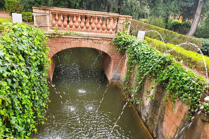 Horta Labyrinth Walking Tour in Barcelona - Entering Parc del Laberint d’Horta: a garden designed like theater