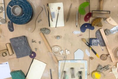 Introduction to Artisan Ceramics - Your 3-hour session: from apron on to decoration done