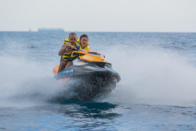 Jet Ski Rosman Barcelona - Meeting at Port Ginesta (local 701-702): keep it simple and show up ready
