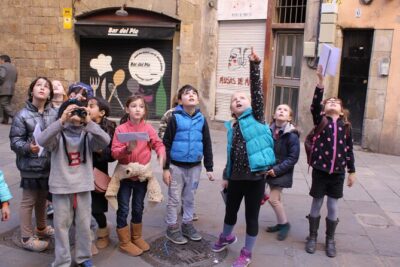 Kids & Family Private Guided Dragon Tour in Barcelona - Where you start at Carrer Comercial and how the walk is laid out