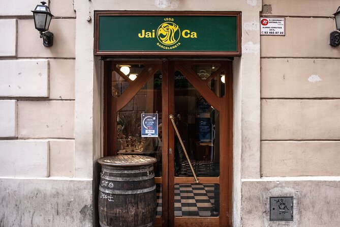 La Barceloneta Tapas & Wine & Drinks Tour in Barcelona - Food, drinks, and dietary options (what you can and can’t assume)