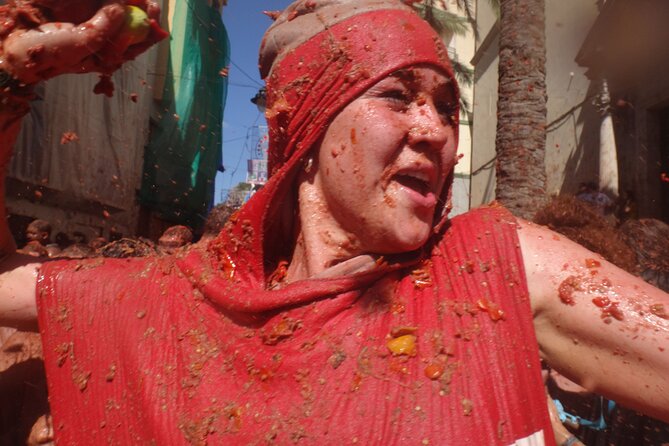 La Tomatina Day Trip from Barcelona with Ticket & Party Access - Key things I’d bookmark before you go