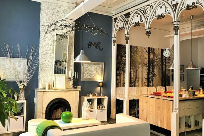 Learn The Art Of Spanish Tapas With a Local Chef in Barcelona - Just Royal BCN: why the building setting is more than atmosphere