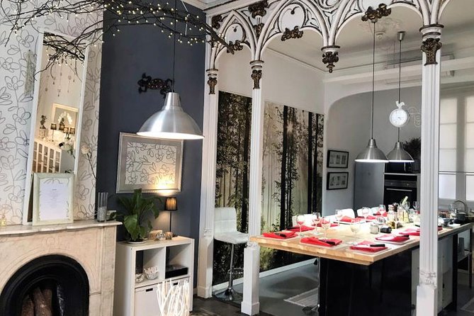 Learn The Art Of Spanish Tapas With a Local Chef in Barcelona - What the max 10 guests really does for you