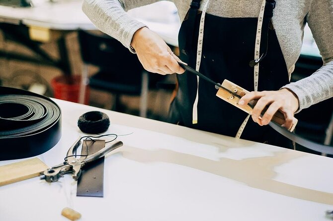 Leather Goods Workshop: Create and Design Your Belt - Leather Workshop in Gràcia: A Real Souvenir You Can Wear