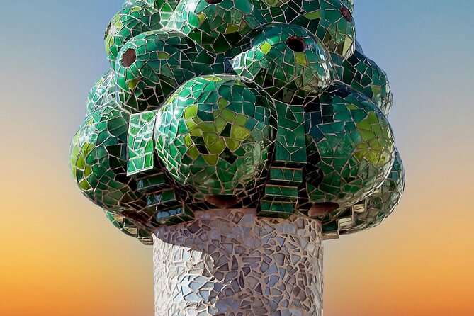 Life of Gaudi and Architectural | Walking Tour | 2h - Walking pace, transit reality, and why it saves energy