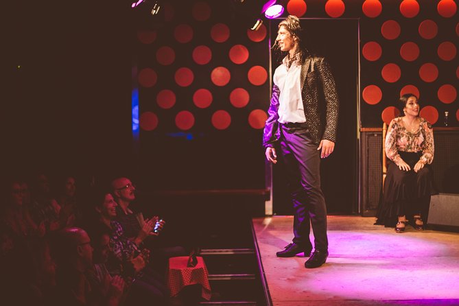Los Tarantos Barcelona Flamenco Show Ticket - Practical Tips for a Smoother Plaça Reial Evening