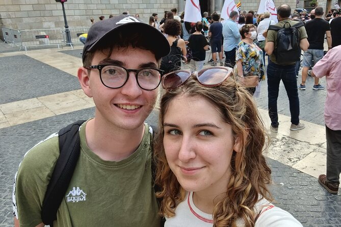 Love in the Gothic Quarter Barcelona: Self-Guided Romantic Walk - Price and Value: What $6.01 Buys You in Barcelona