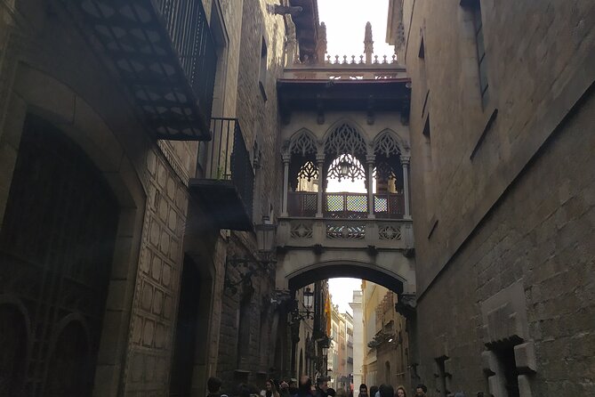 Luca’s Hidden Old Barcelona: the Gothic and El Born Tour - Why This 2¼-Hour Old Town Walk Works So Well