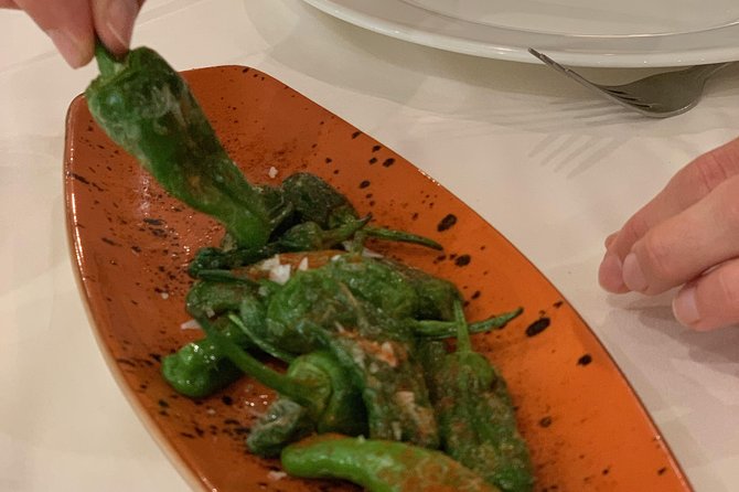 Lunchtime Tapas Tour in the Eixample with The Barcelona Taste - Should you book The Barcelona Taste lunchtime tapas tour in Eixample?