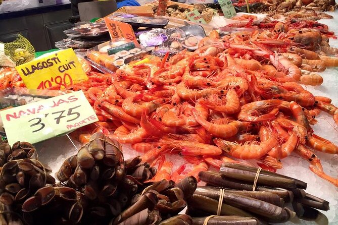Made in Catalonia, Barcelona with Culinary Backstreets - Passeig de Gracia and Gràcia shops: from everyday kitchen to day-to-day life