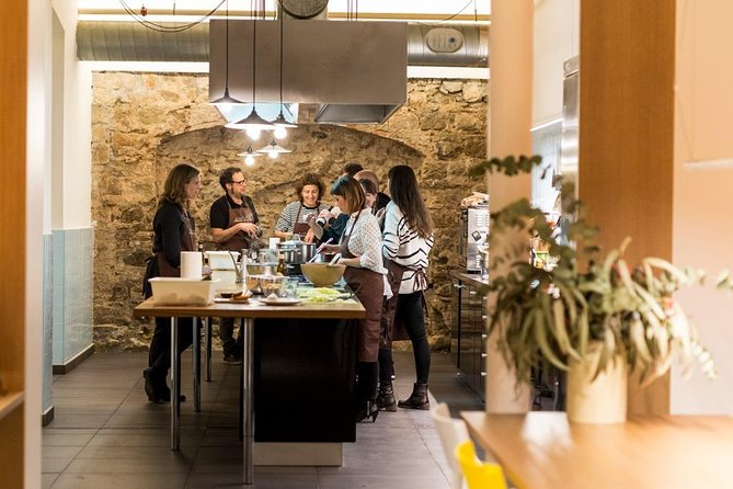 Market Gourmet Visit and Spanish Culinary Experience in Barcelona - What you’ll notice right away