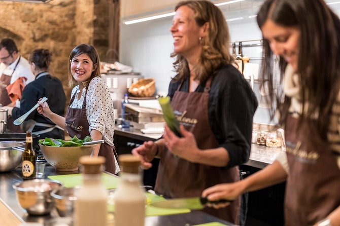 Market Gourmet Visit and Spanish Culinary Experience in Barcelona - Who should book this Barcelona class