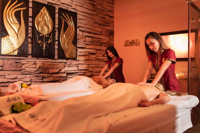 Massage of your choice of 60 min in the same room at THAI MASSAGE ALURA - Price value: what $185.73 per person buys you