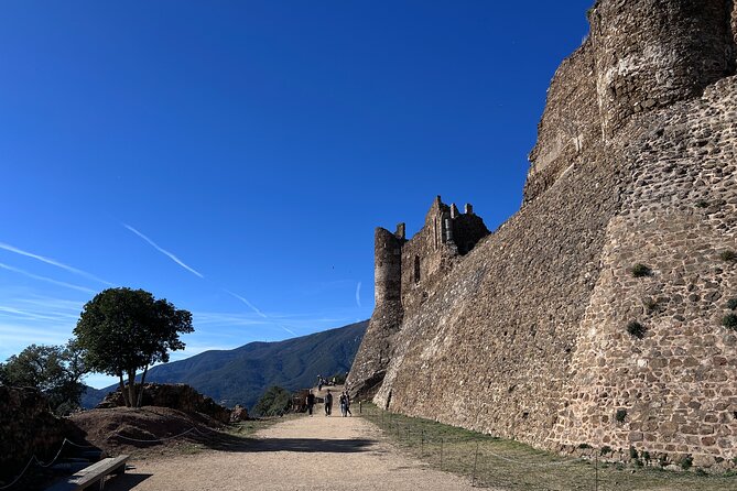 Medieval Castles and Girona Exclusive trip with Catalan Lunch - Who should book (and who should think twice)