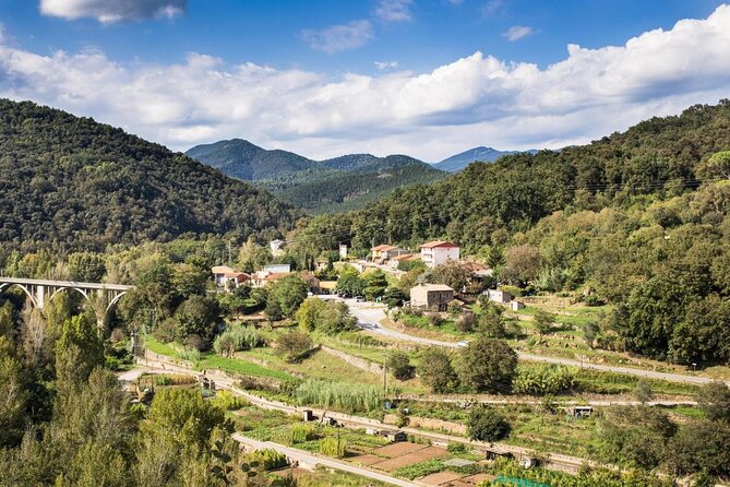 Medieval Villages & La Garrotxa Volcanic Zone Hiking. Small Group Tour - Why La Garrotxa Works So Well as a Day Trip