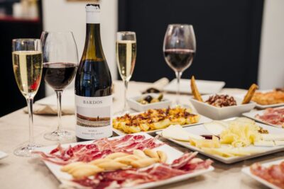 Menu Gourmet - Jamón, Cheese & Wine near Sagrada Familia - The 1-hour Gourmet Menu: what you’ll actually eat