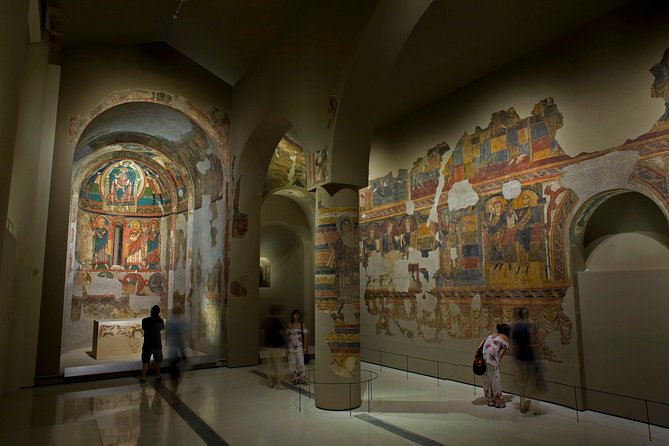 MNAC Barcelona: National Art Museum of Catalonia Admission Ticket - Parc de Montjuïc: use the included hour for breaks and photos