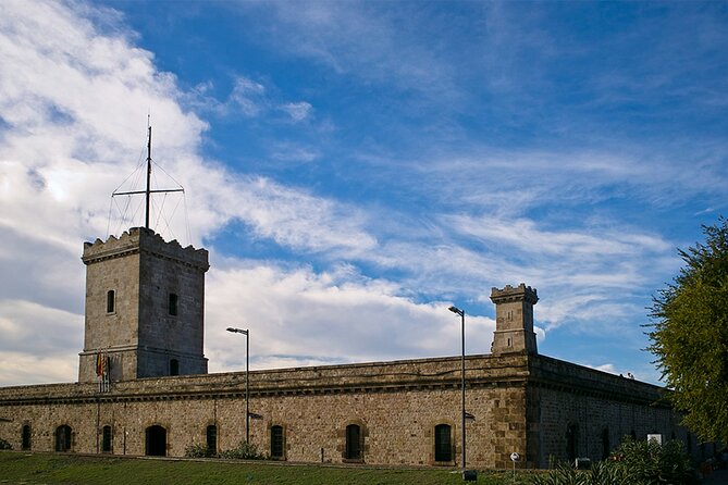 Montjuïc Cable Car Entry Voucher with Audio Tour on Your Phone - Who this tour fits best (and who should skip it)