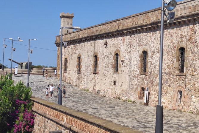 Montjuic Castle Admission Ticket in Barcelona - The 1-hour English digital audio guide: great when it works