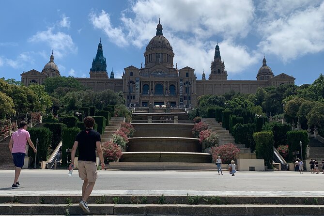 Montjuïc Magic: Hidden Pathways, Vermut Delights & Sunset Bliss - Meeting at Pl Espanya and planning your hilly 2–3 hours